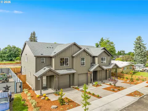 132 Randall St, Oregon City, OR 97045