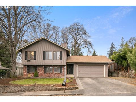 7020 Debbie Ct, Gladstone, OR 97027 photo 1