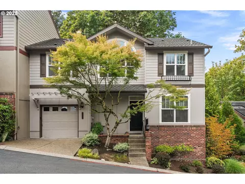2377 NW Burkhart Dr, Portland, OR 97229