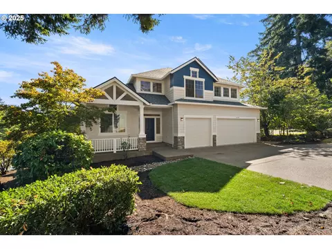 23136 Bland Cir, West Linn, OR 97068