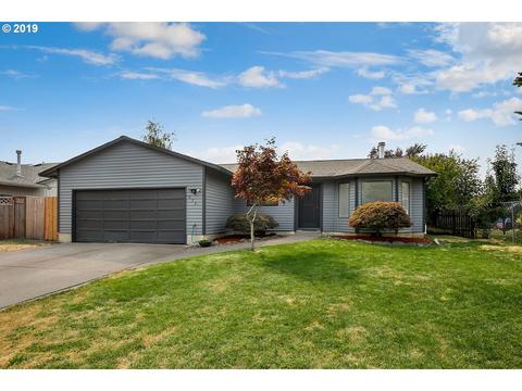 673 NE Country Club Ave, Gresham, OR 97030 photo 1