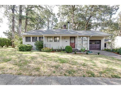 575 E Hereford St, Gladstone, OR 97027 photo 1