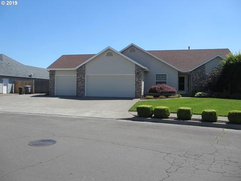 740 S Pine St, Canby, OR 97013 photo 1