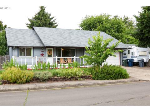 3965 N Clarey St, Eugene, OR 97402 photo 1