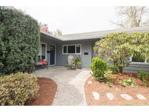 255 SE Linden Ct, Gresham, OR 97080 photo 1