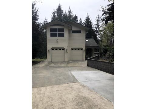 88594 Collard Loop, Florence, OR 97439 photo 1