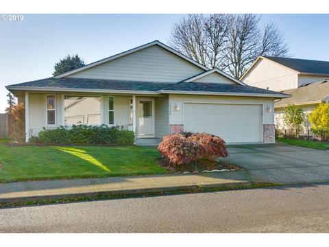 15100 SE Pinegrove Loop, Clackamas, OR 97015 photo 1
