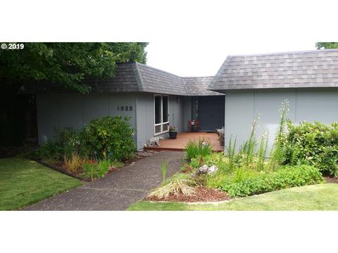 1585 W 25th Ave, Eugene, OR 97405 photo 1