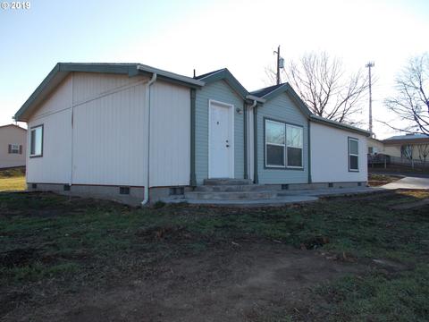 814 SE 9th St, Pendleton, OR 97801 photo 1