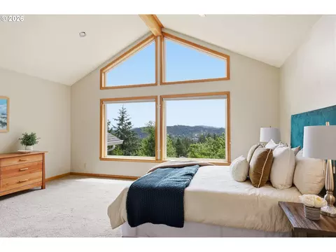 Bedroom - 3854 Monroe St, Eugene, OR 97405 photo 1 of 5