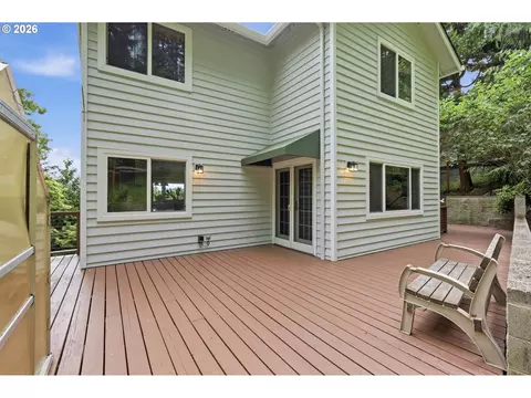 Exterior - 3854 Monroe St, Eugene, OR 97405 photo 5 of 7