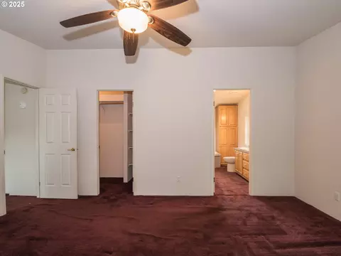 1949 SE Palmquist Rd #91, Gresham, OR 97080 photo 28