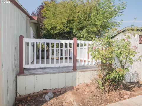 1949 SE Palmquist Rd #91, Gresham, OR 97080 photo 36