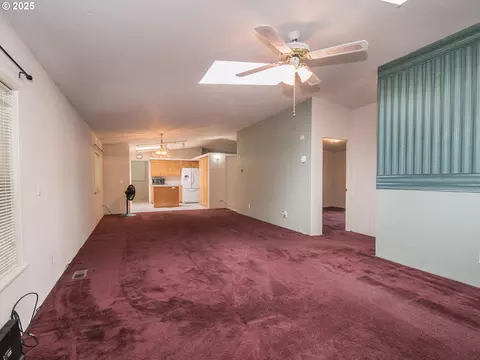 1949 SE Palmquist Rd #91, Gresham, OR 97080 photo 17