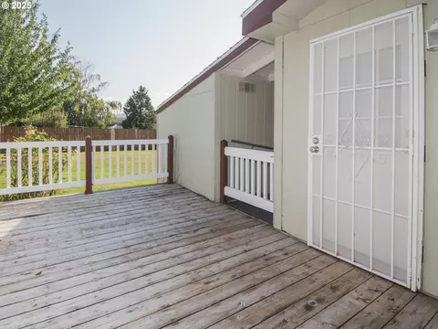 1949 SE Palmquist Rd #91, Gresham, OR 97080 photo 40