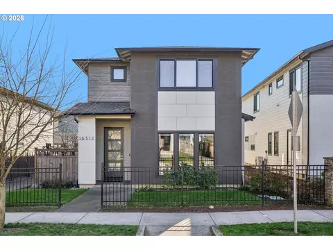 16512 SE Pleasant Valley Pkwy, Happy Valley, OR 97086