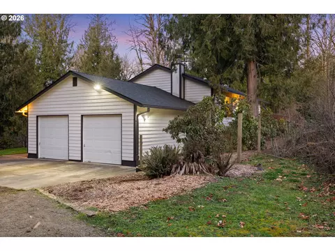 19414 S Creek Rd, Oregon City, OR 97045