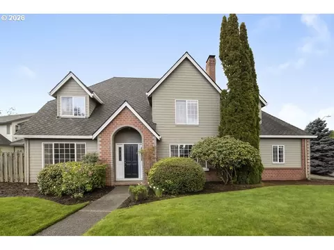 592 NE Goldie Dr, Hillsboro, OR 97124