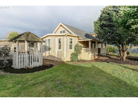 413 NW Cliff Ln, Estacada, OR 97023 photo 1