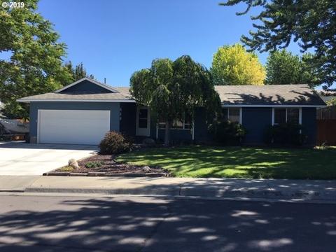 445 E Tamarack Ct, Hermiston, OR 97838 photo 1