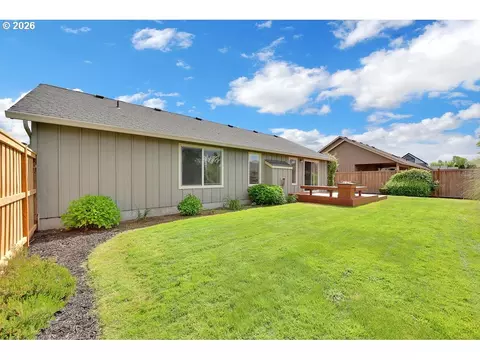Exterior - 6021 Firestone Dr, Eugene, OR 97402 photo 13 of 14