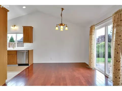 Dining - 6021 Firestone Dr, Eugene, OR 97402 photo 1 of 1