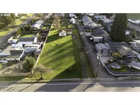 6981 Main St, Springfield, OR 97477