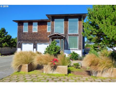 2966 Ruby Ct, Bandon, OR 97411 photo 1