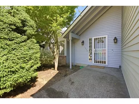 Exterior - 1629 SElliott Ave, Gresham, OR 97080 photo 3 of 6
