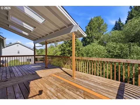 Exterior - 1629 SElliott Ave, Gresham, OR 97080 photo 4 of 6