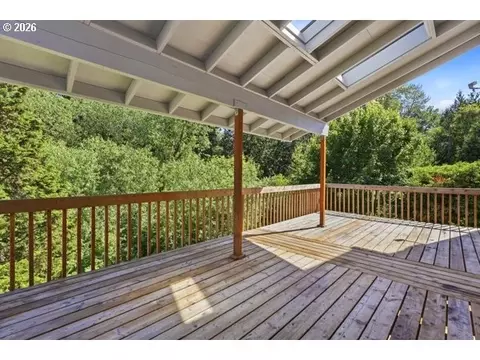 Exterior - 1629 SElliott Ave, Gresham, OR 97080 photo 5 of 6