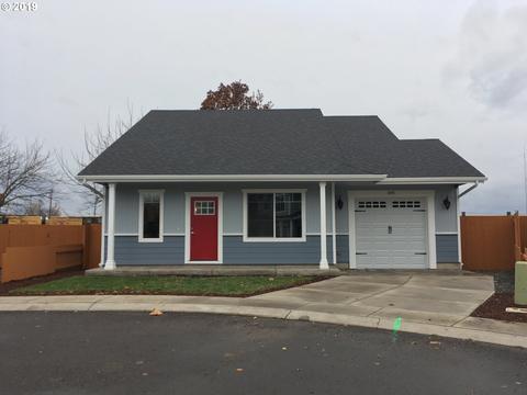 1755 Allea, Eugene, OR 97401 photo 1