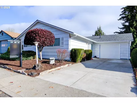 16150 SW Royalty Pkwy, King City, OR 97224