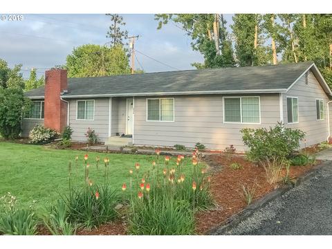 224 William St, Glide, OR 97443 photo 1