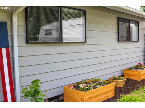 1006 1st Pl, Springfield, OR 97477 photo 1