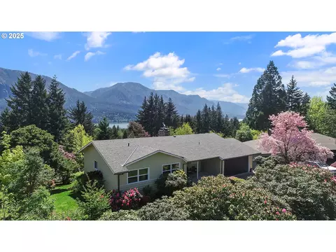 101 Allen St, Carson, WA 98610