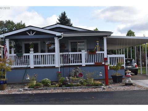 1400 Candlelight Dr Space #221, Eugene, OR 97402 photo 1