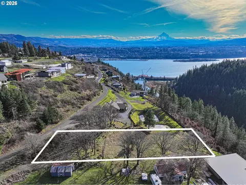 1170 SW Thornton Dr, White Salmon, WA 98672