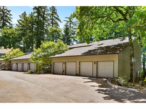 14956 SW 109th Ave, Portland, OR 97224