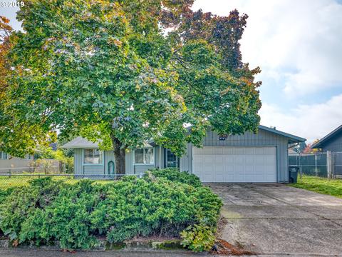 4574 Souza St, Eugene, OR 97402 photo 1