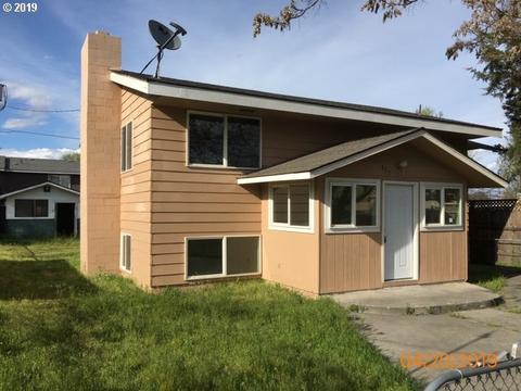 335 E Beech Ave, Hermiston, OR 97838 photo 1