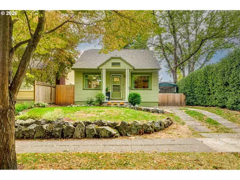 2543 NE 12th Ave, Portland, OR 97212
