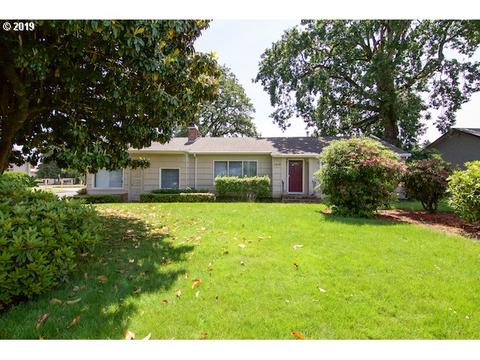 1418 Crestview Dr, Newberg, OR 97132 photo 1