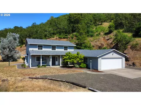 2750 SE Booth Ave, Roseburg, OR 97470