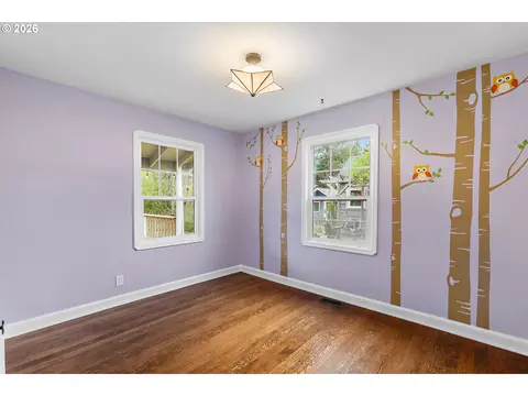 Bedroom - 765 NW Angeline Ave, Gresham, OR 97030 photo 3 of 4