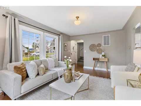 Living - 765 NW Angeline Ave, Gresham, OR 97030 photo 3 of 5