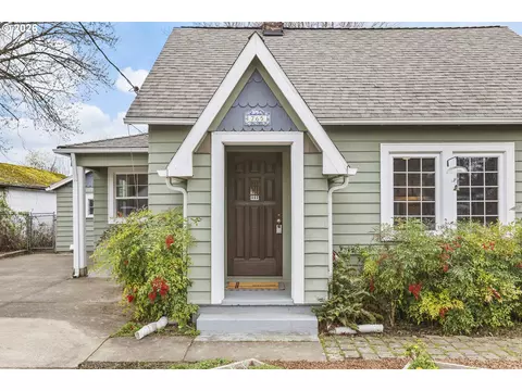 Exterior - 765 NW Angeline Ave, Gresham, OR 97030 photo 13 of 13