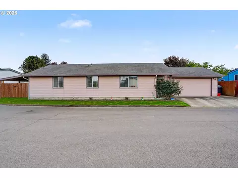 3030 Hollyridge Loop, Salem, OR 97305