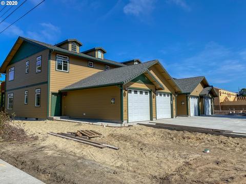 1630 32nd St, Florence, OR 97439 photo 1