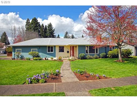 490 Dartmoor Dr, Eugene, OR 97401 photo 1